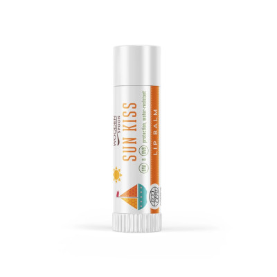Balsam de buze cu protectie...